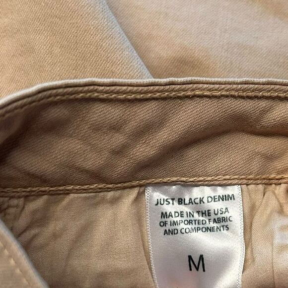 Just Black Denim Women’s M Odyssey Khaki Mini Skirt Tan Raw Hem Button Fly NWT - Picture 4 of 7